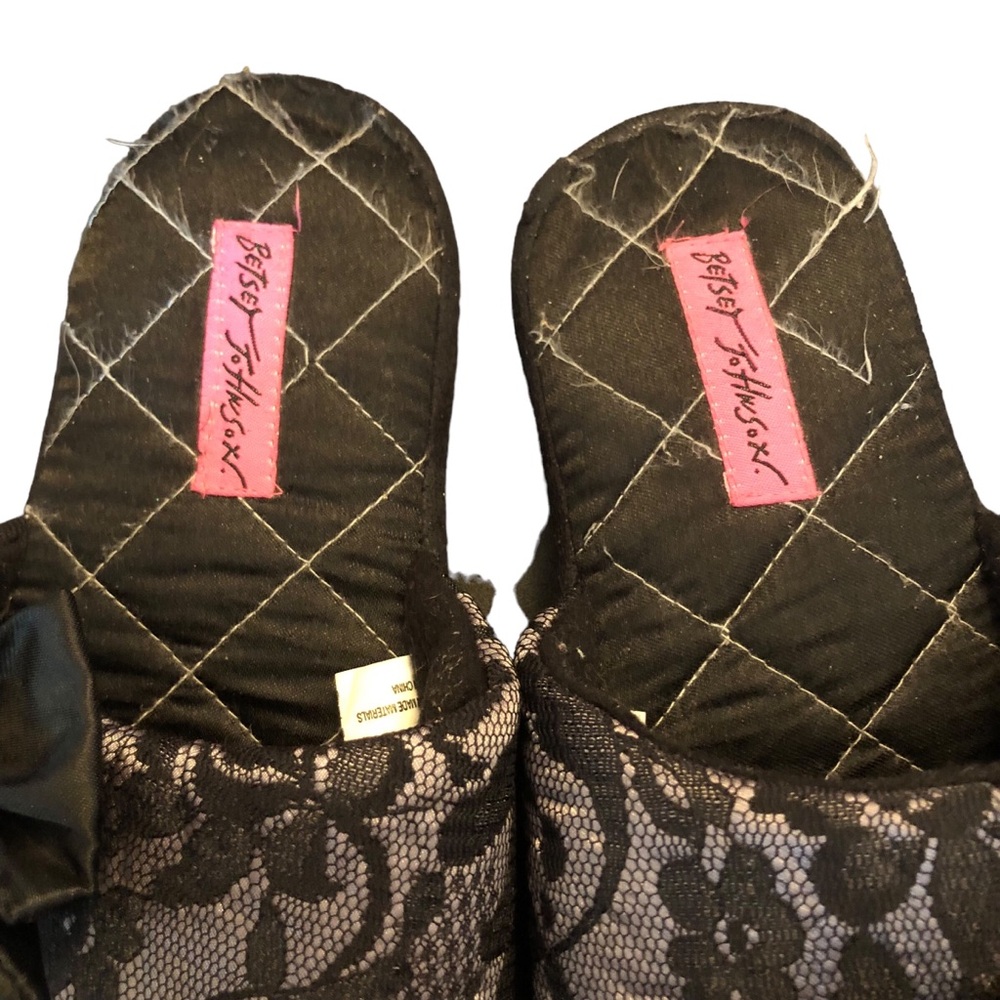 Betsey Johnson Black Lace Slippers size 7/8 - Picture 4 of 7